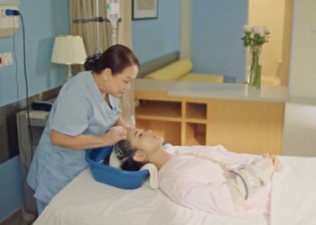 Xúc động với phim ngắn khắc họa, tôn vinh nữ điều dưỡng