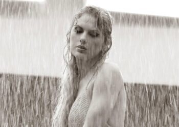 Chê album mới của Taylor Swift, sợ bị fan cuồng dọa giết