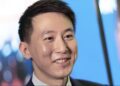 Chân dung CEO đang đứng mũi chịu sào cho TikTok: Tốt nghiệp MBA tại Harvard, từng làm ở Facebook, Xiaomi