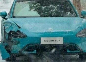 Ô tô điện Xiaomi liên tục gặp tai nạn khi lái thử