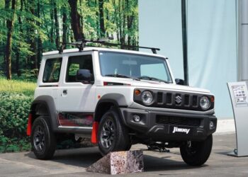 Suzuki Jimny ra mắt khách Việt, giá từ 789 triệu đồng