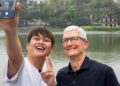 Dẫn theo dàn lãnh đạo cấp cao, Tim Cook đang làm gì tại Việt Nam?