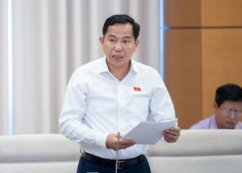 Đề xuất đánh thuế VAT hàng giá trị nhỏ nhập qua TikTok, Shopee