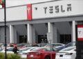 Tesla trước những yếu tố bất lợi