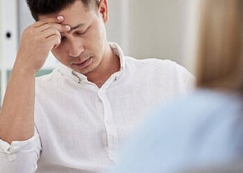 Nghỉ việc 5 năm, công ty cũ gọi về lĩnh 50 triệu, tôi tưởng trò đùa cho tới khi thấy 1 thứ: Quá chua xót!