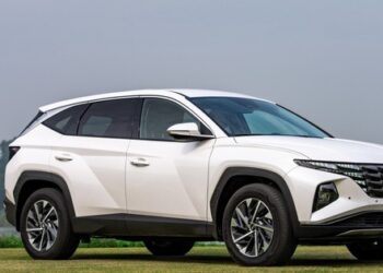Với tầm giá 900 triệu: Xe nào hấp dẫn nhất phân khúc xe gầm cao?