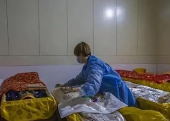 Cãi bố mẹ làm nghề khâm liệm, cô gái trẻ không kết bạn, không hẹn hò: Đổi lại lương cao và 1 thứ đặc biệt!