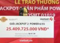 Người phụ nữ trúng số hơn 25 tỷ đồng dành tiền chữa bệnh cho con