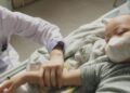 Bé trai 4 tuổi mắc ung thư vì ăn sai cách thực phẩm nhà nào cũng có