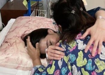 Người phụ nữ đột nhiên phát hiện viêm não, rối loạn tâm thần sau một lần ướt mưa
