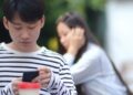 Con trai học giỏi top đầu, bỗng đòi nghỉ, chỉ chơi game, mẹ bất lực ngăn cấm: Không phải nghèo đói hay cãi vã, đây là “bom ngầm” làm tan vỡ một gia đình