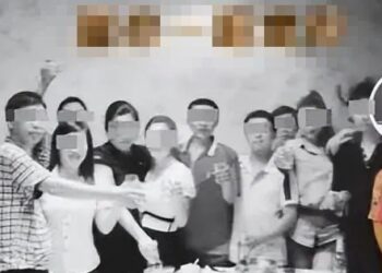 Dự đám tang người bạn Đại học, tôi chứng kiến cảnh tượng nhói lòng: KIỂU BẠN này nhất định phải tránh xa!