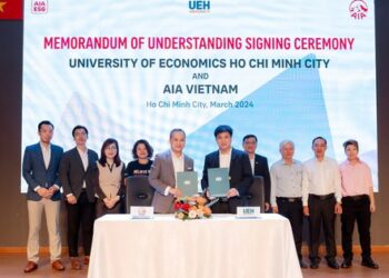 AIA Việt Nam hợp tác chiến lược với UEH: “Nâng bước thành công” cho thế hệ tương lai