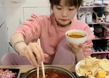5 kiểu ăn tối có hại cho giấc ngủ