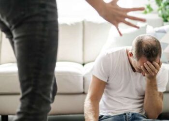Người đàn ông Hà Nội đi khám vì mất ngủ: Bác sĩ chỉ ra nguyên nhân bất ngờ, có liên quan đến vợ
