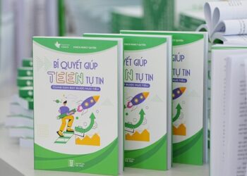 “Bí quyết giúp Teen tự tin”: Cuốn sách đem lại hiểu biết đúng đắn về hành trình làm cha mẹ và những kiến thức giúp con cái tự tin