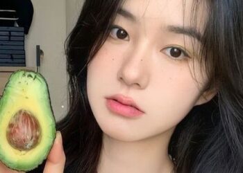 Thứ trong quả bơ tưởng không ăn được nhưng cực giàu dinh dưỡng, là báu vật giảm cân và chống lại bệnh tật