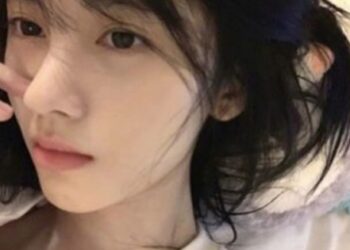 3 bất thường ở sống mũi đang cố cảnh báo bệnh tật, gan và cột sống khỏe hay không soi gương là biết