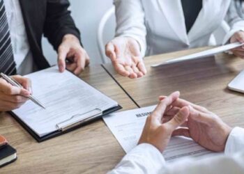 Đi xin việc, nam sinh viết 1 cụm từ vào CV liền bị loại luôn, 4 năm học ĐH coi như bỏ: Mong không ai mắc lỗi này