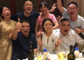 U50 đi họp lớp bị bạn cũ mỉa mai vì làm lao công: Tôi gọi con gái tới chào hỏi, ai thấy cũng nín lặng!