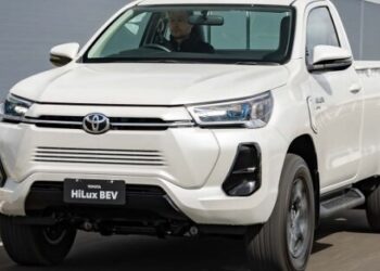 Toyota chuẩn bị sản xuất bán tải điện