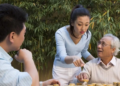 Nghỉ hưu 67 tuổi, tôi kiên quyết lập 3 thỏa thuận khi được con gái đón về sống chung: Thái độ con rể rất đáng chú ý