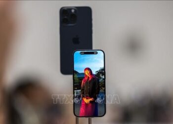 Apple mạnh tay giảm giá iPhone để đối phó cạnh tranh từ các đối thủ Trung Quốc