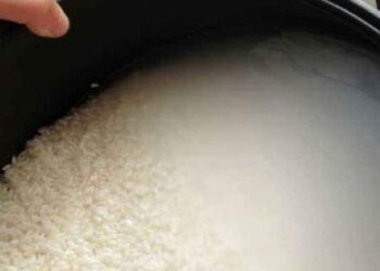 Có nên vo gạo trước khi nấu cơm? Việc đơn giản nhưng hóa ra nhiều người vẫn làm sai