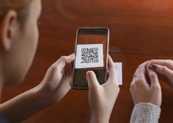 Vì sao mã QR toàn hình vẽ “vô tri, nhằng nhịt” lại có thể chuyển khoản được tiền?