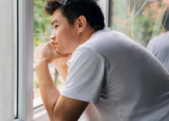 Không muốn mất bạn gái, tôi định cho cô ấy đứng tên trong sổ đỏ nhưng bị bố mẹ ngăn cản quyết liệt