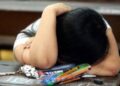 Nếu con bạn đột nhiên có 6 biểu hiện này, hãy cẩn thận!