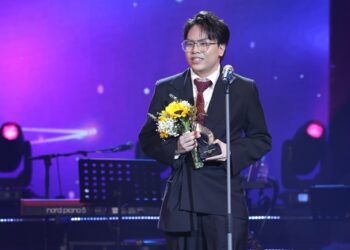 Nhạc sĩ Hứa Kim Tuyền: “Tôi học hỏi sự chăm chỉ, nỗ lực của Taylor Swift”