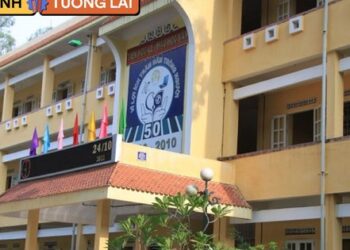 Sở Giáo dục vừa công bố THPT có tỷ lệ chọi cao nhất Hà Nội năm nay: Thí sinh cạnh tranh “sứt đầu mẻ trán”, đạt 8,5 điểm/môn mới yên tâm