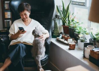 Tôi 55 tuổi, lương hưu 24 triệu đồng/tháng, vừa nghỉ hưu, lập tức đưa ra 3 quyết định: Con trai nổi giận đùng đùng, con dâu nói sẽ KHÔNG chu cấp tiền bạc!