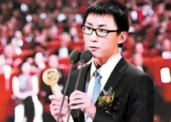 Điều ít ai biết của “thiên tài” trở thành giáo sư Toán học ở tuổi 23