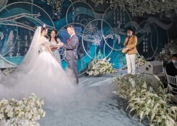 Cô gái xin nghỉ phép để về quê tổ chức đám cưới nhưng bị sếp đuổi việc, toà án liền xử phạt công ty bồi thường hơn 100 triệu đồng