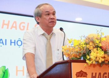 HAGL tăng gấp đôi thù lao cho bầu Đức
