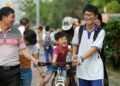 Con trai thi đại học đạt điểm cao vút, bố vẫn ép phải thi lại: Khi có kết quả, cả nhà im lặng