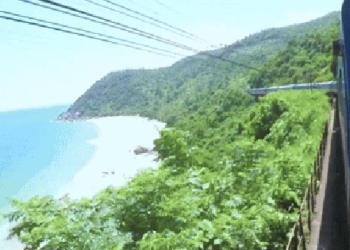 Những đầu máy tàu hỏa hơi nước cuối cùng sắp “hồi sinh” trên cung đường du lịch đẹp nhất Việt Nam