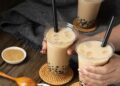 Suy thận vì uống hai cốc trà sữa mỗi ngày