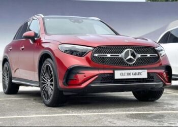Hơn 3.700 xe Mercedes nguy cơ chết máy tại Việt Nam