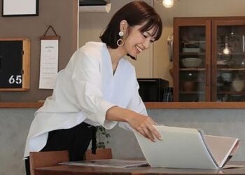 Cảnh cất đồ thực sự của bà nội trợ Nhật: Học 3 thủ thuật giữ đồ đạc sạch sẽ dù lười biếng!
