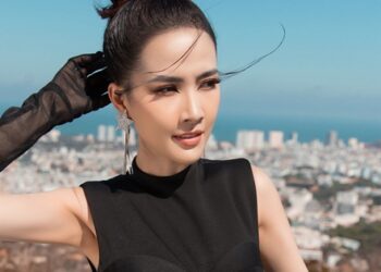Hoa hậu Phan Thị Mơ: “Ngoài diễn hài, tôi còn thử sức với đu dây, bay”