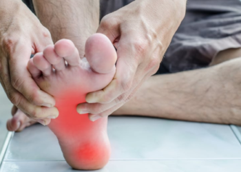 Ung thư phổi đến, chân sẽ có dấu hiệu: Thấy 3 điểm bất thường ở cả 2 chân, hãy chụp CT càng sớm càng tốt