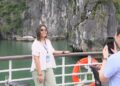 “Không thể tin điểm du lịch nổi tiếng như vịnh Hạ Long lại không có sóng điện thoại”: Lý do là gì?