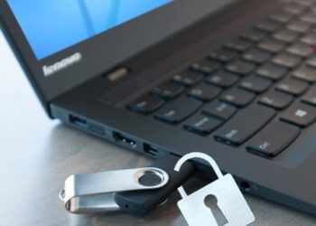 Chuyên gia cảnh báo tuyệt đối không làm điều này với laptop cá nhân, “cái bẫy” được giăng ra, ai tò mò sẽ phải trả giá đắt!