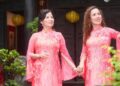 Áo dài khoe sắc ở Việt phủ Thành Chương