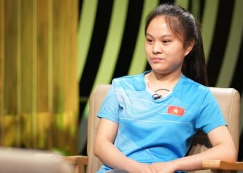 Kỳ thủ khiếm thị Nguyễn Thị Hồng: “Nghĩ đến cờ vua kể cả lúc đi ngủ”