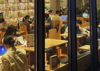 Những ngành học được học sinh rất yêu nhưng khả năng thất nghiệp cao vút, nhiều phụ huynh cản con học bằng được