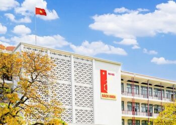 Ngành có điểm chuẩn xét tuyển tài năng cao nhất 2024 của Đại học Bách khoa Hà Nội: Tiền lương hàng năm tính bằng USD